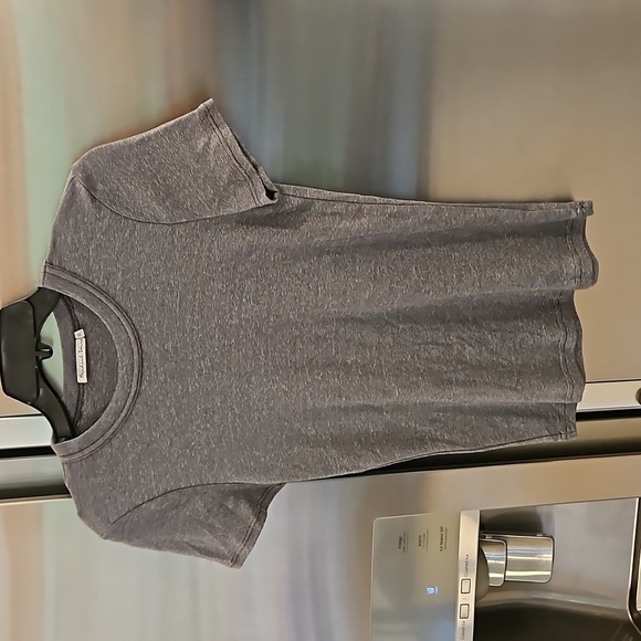 💕MICHAEL STARS💕 Fallon Shine Tee ~ Dark Gray Size NWOT - Picture 8 of 15
